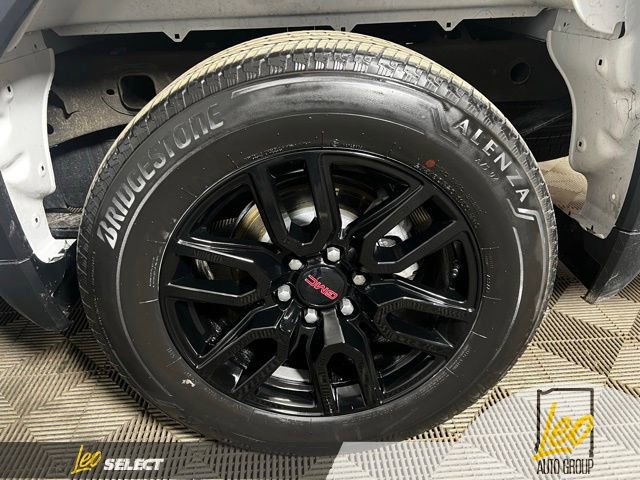 Used 2023 GMC Sierra 1500 Elevation image 27