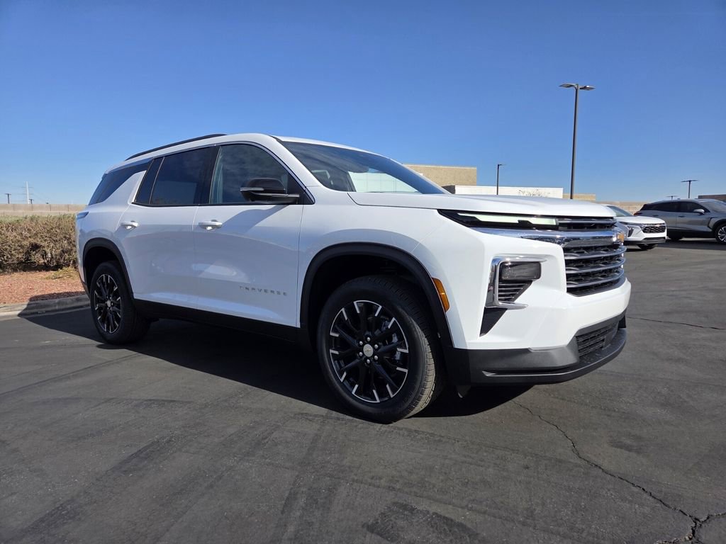 New 2026 Chevrolet Traverse LT w/ Sun and Wheel Package FWD image 1
