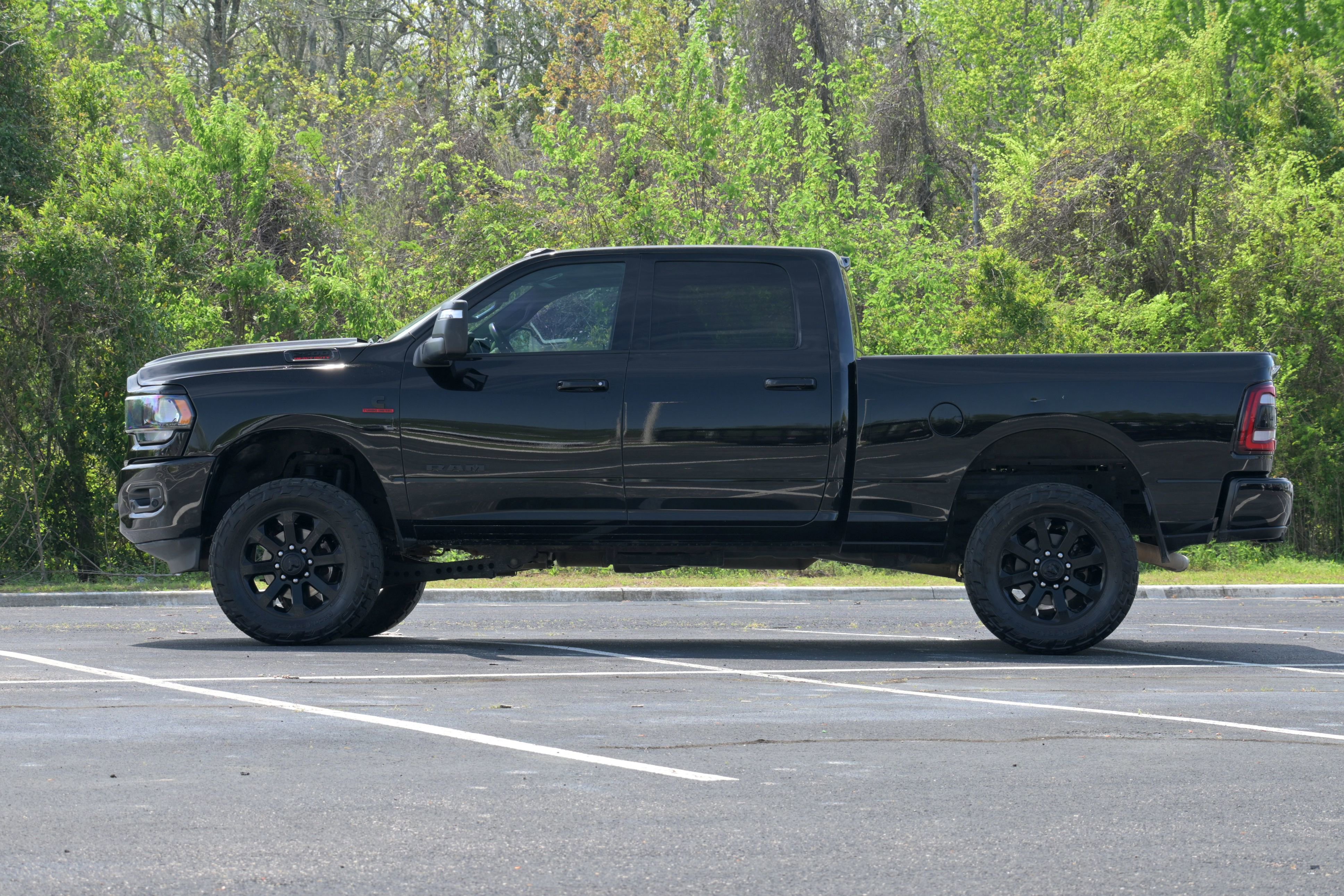 Used 2024 RAM 2500 Big Horn w/ Night Edition AWD/4WD image 7