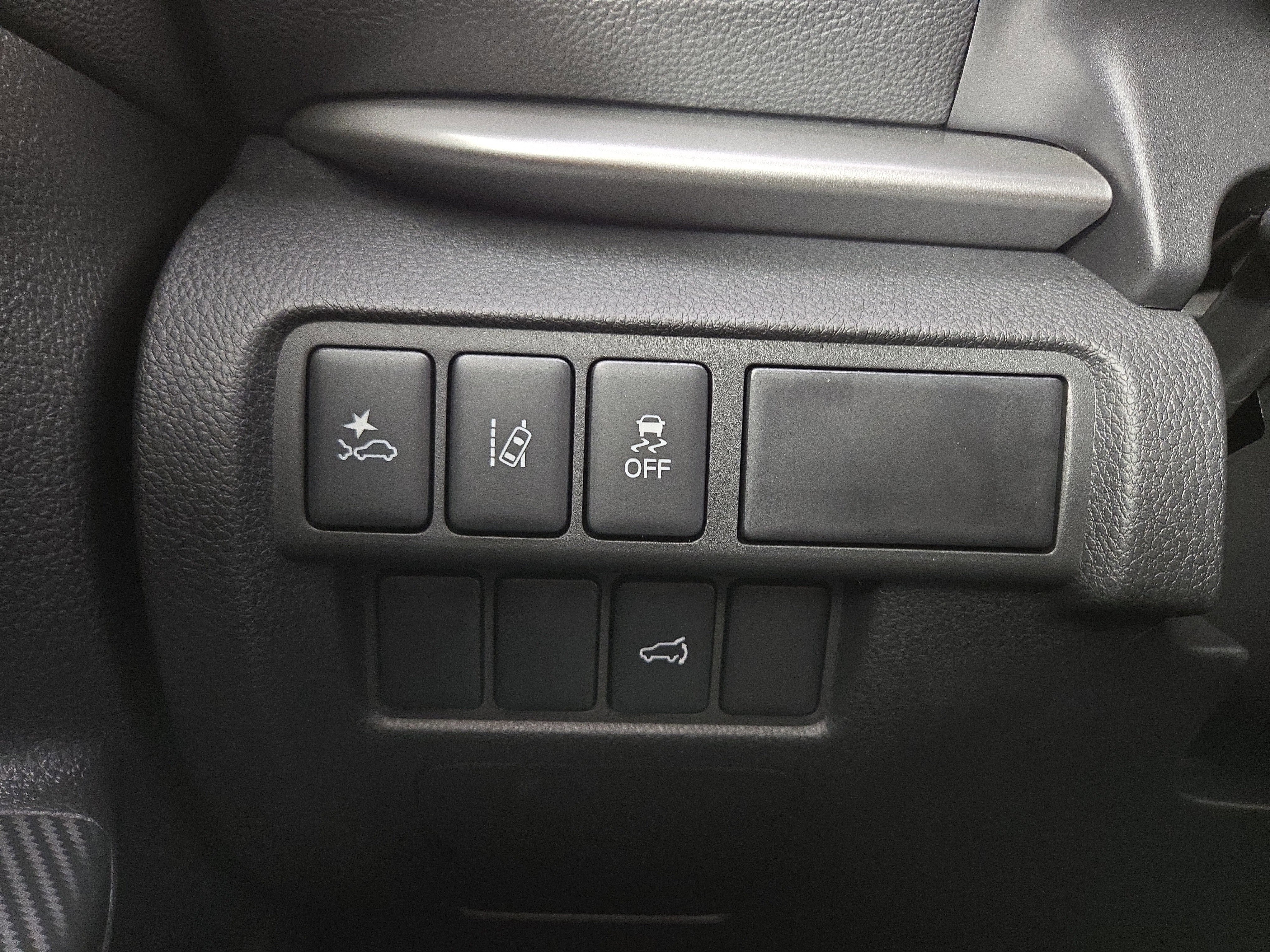 New 2026 Mitsubishi Eclipse Cross SEL image 28