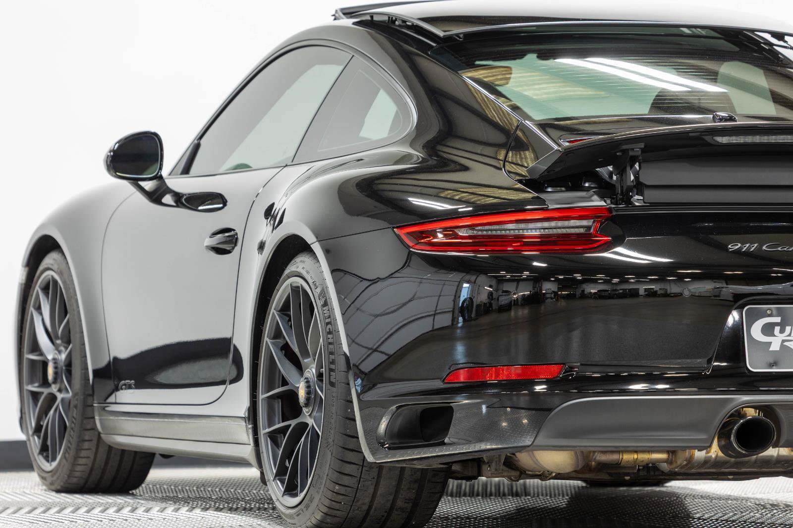 Used 2019 Porsche 911 Carrera GTS RWD image 14