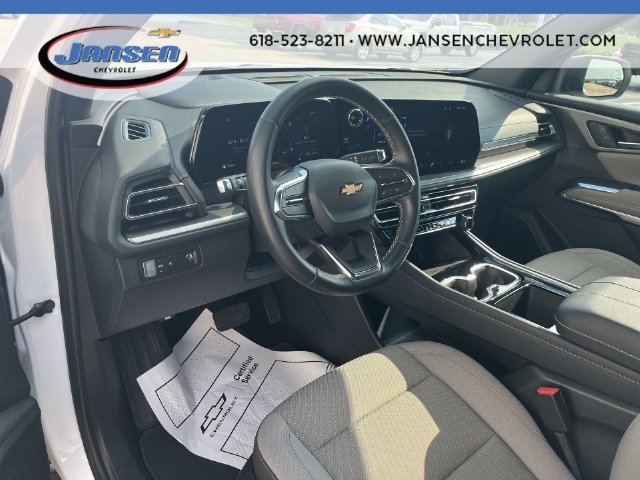 Used 2026 Chevrolet Traverse LT w/ Driver Confidence Package FWD image 10