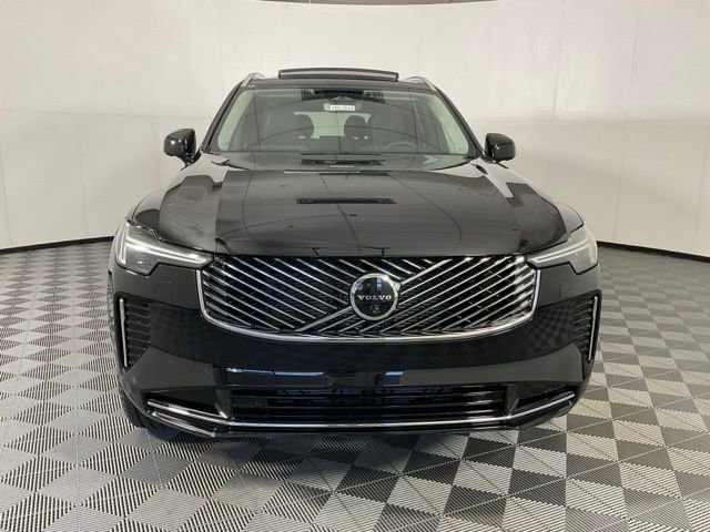 New 2026 Volvo XC90 B6 Plus w/ Protection Package Premier image 2