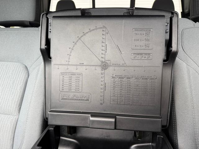 Used 2023 RAM 1500 Big Horn AWD/4WD image 39