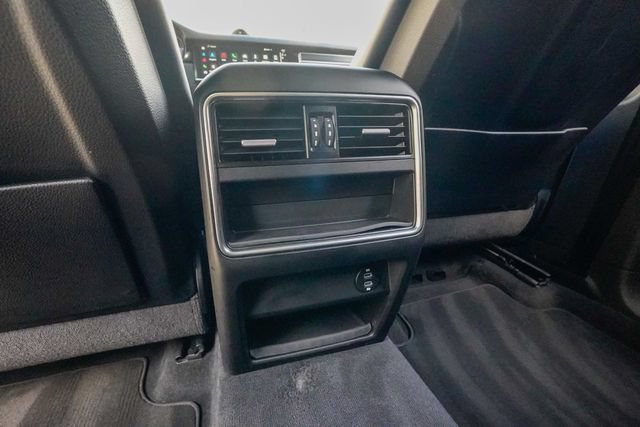 Used 2022 Porsche Cayenne GTS AWD/4WD image 85