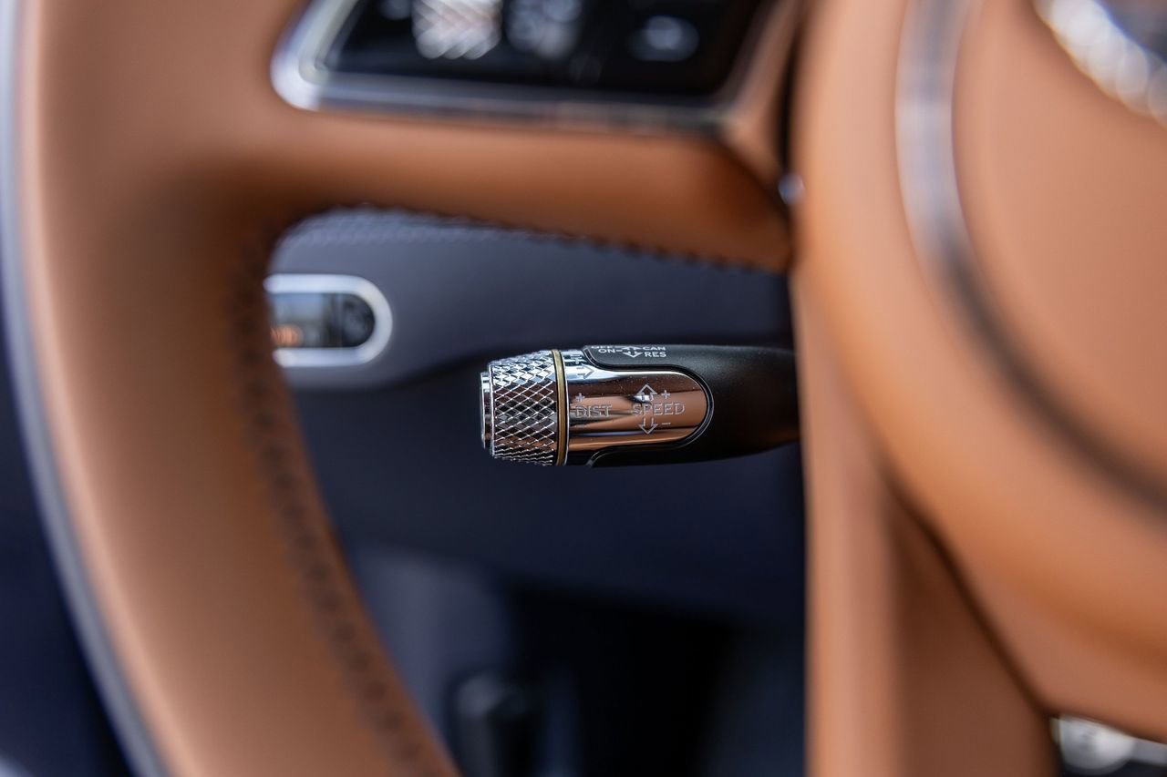 Used 2023 Bentley Continental GT Azure AWD/4WD image 40