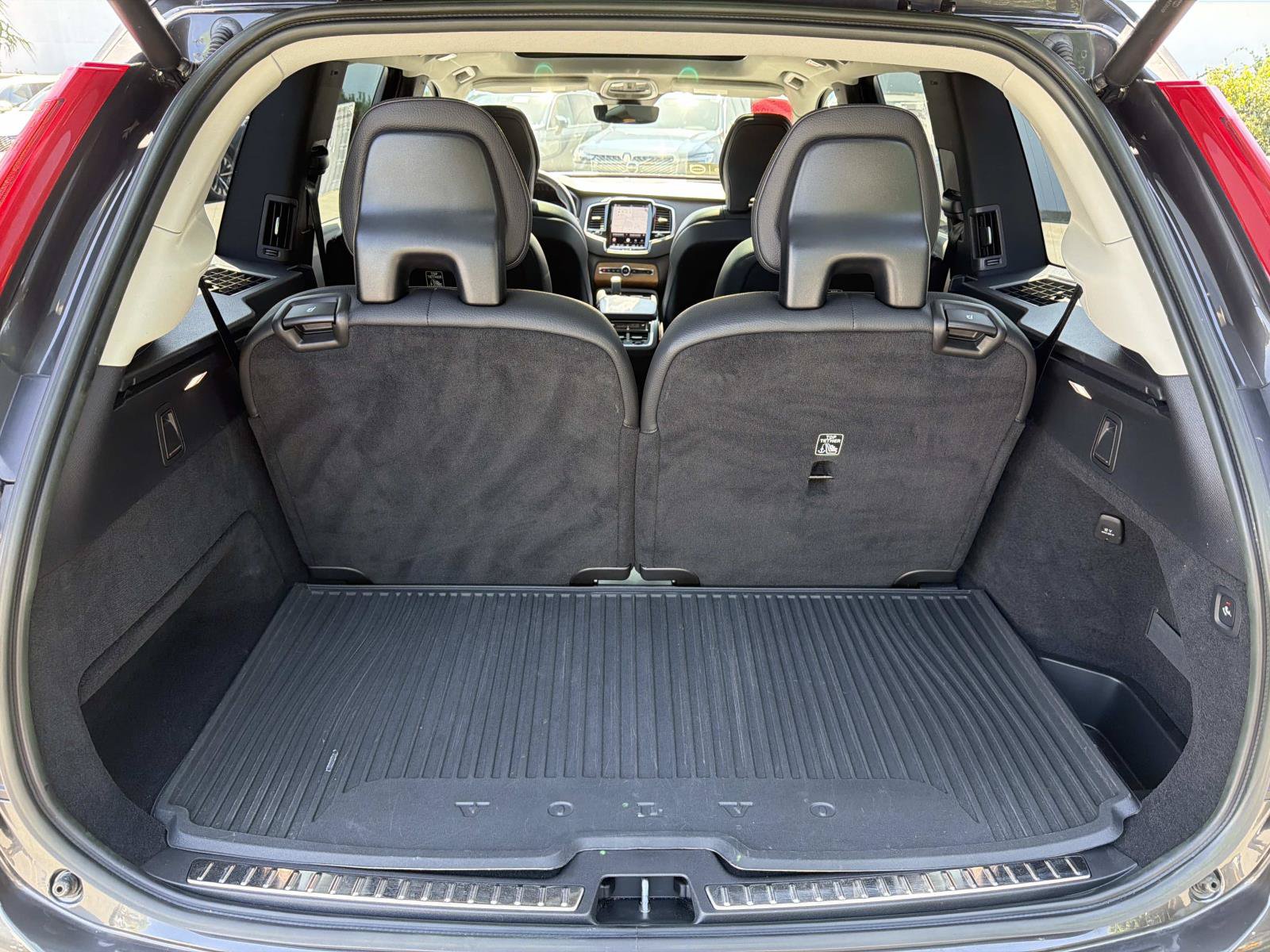 Certified 2023 Volvo XC90 B6 Plus w/ Protection Package Premier AWD/4WD image 24