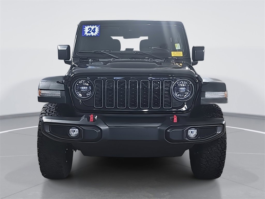 Used 2024 Jeep Wrangler Rubicon w/ Convenience Group image 11