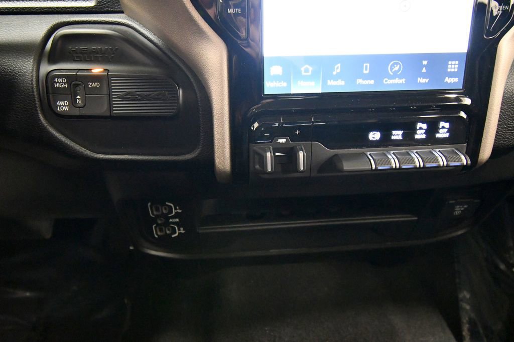 Used 2024 RAM 2500 Laramie image 24