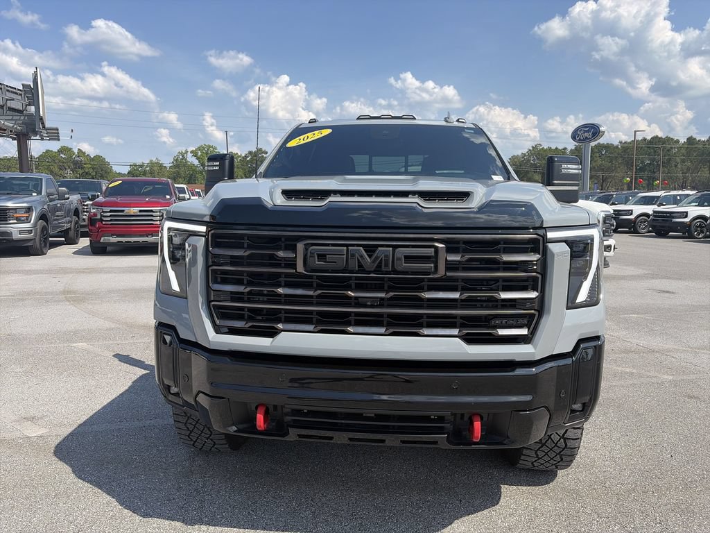 Used 2025 GMC Sierra 2500 AT4X AWD/4WD image 10