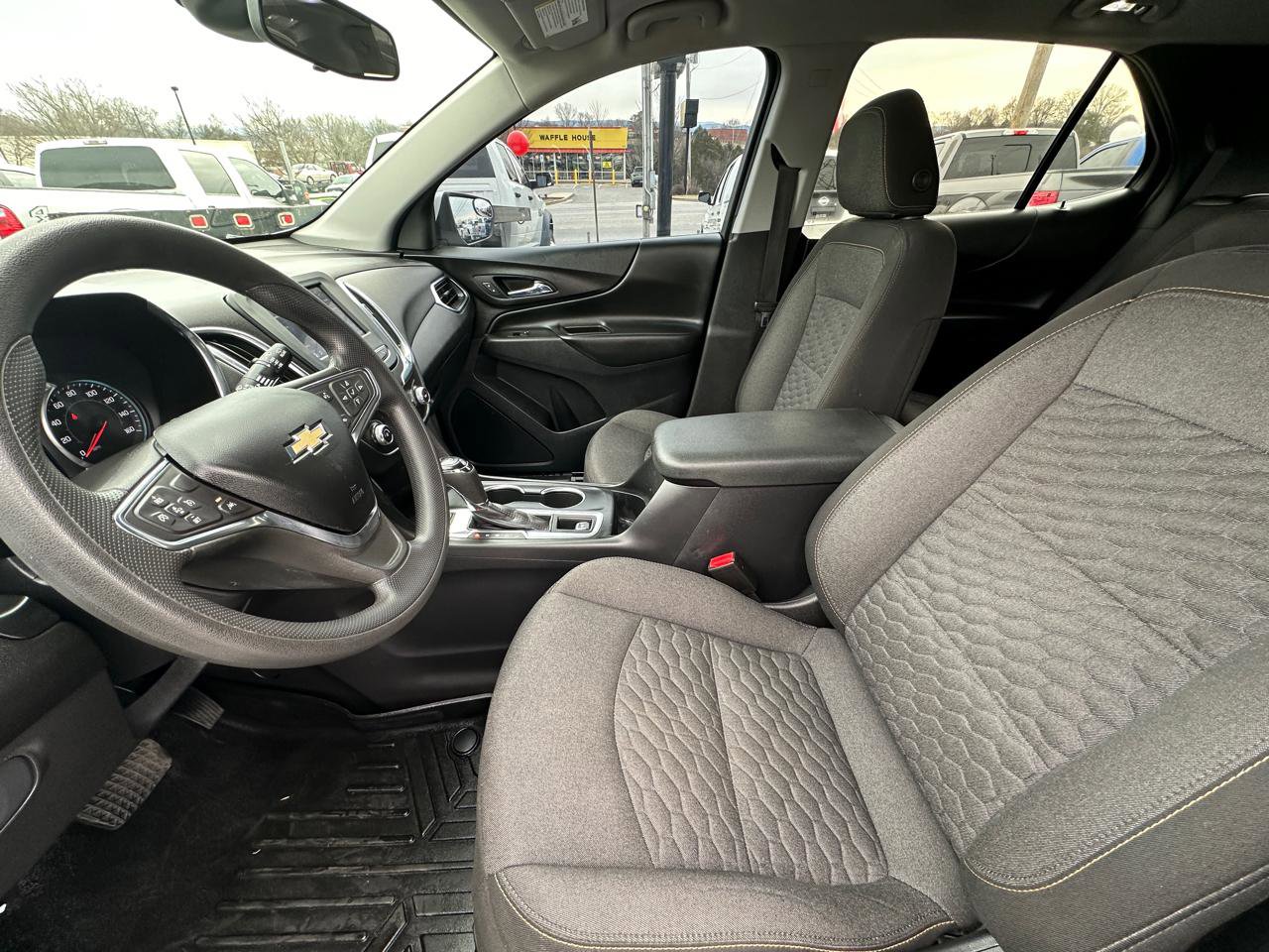 Used 2021 Chevrolet Equinox LT AWD/4WD image 11