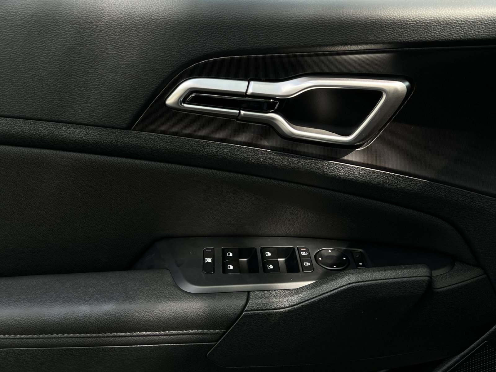New 2027 Kia Sportage EX FWD image 20