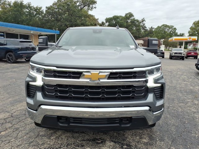 Used 2023 Chevrolet Silverado 1500 LT w/ Leather Package AWD/4WD image 14