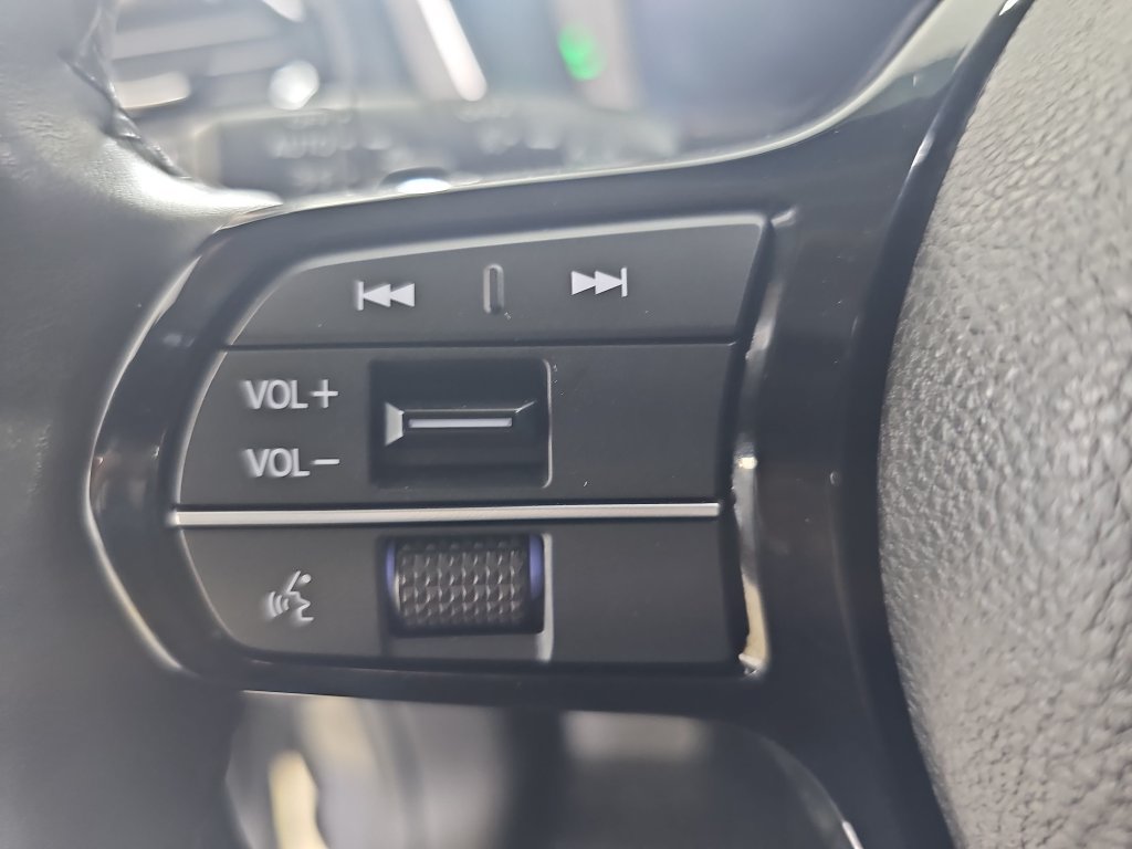 Used 2023 Honda Pilot Elite image 23