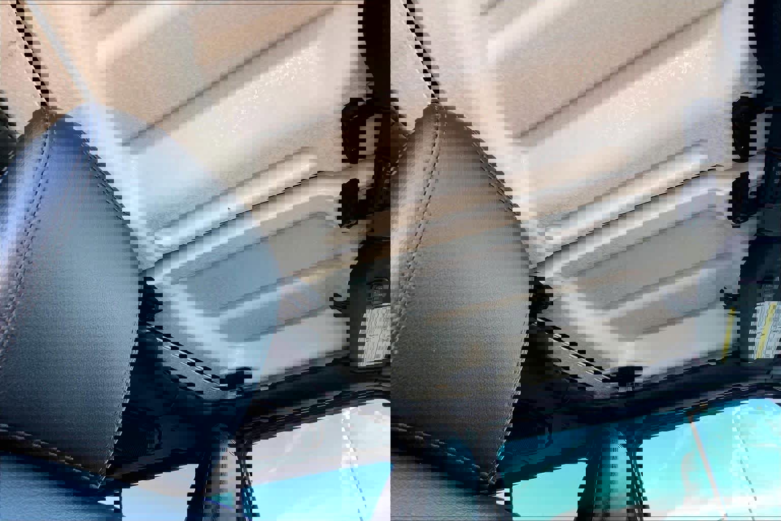 Used 2018 Jeep Wrangler Unlimited Sahara image 15