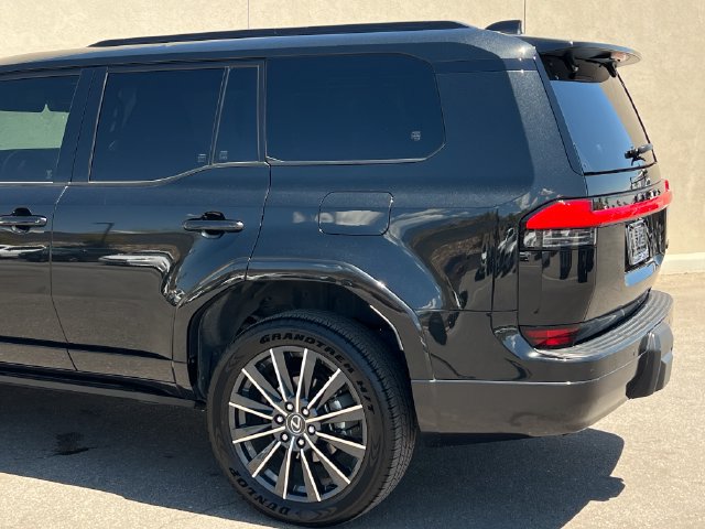 Certified 2025 Lexus GX 550 w/ Accessory Package (2T) AWD/4WD image 7