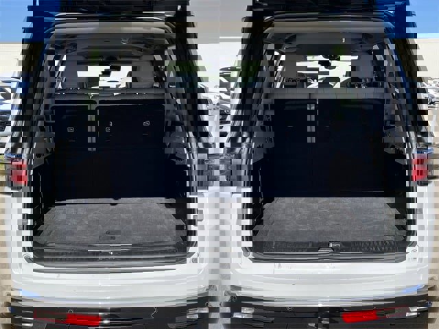 Used 2024 Jeep Wagoneer L Series II w/ Flexible Seating Group image 26