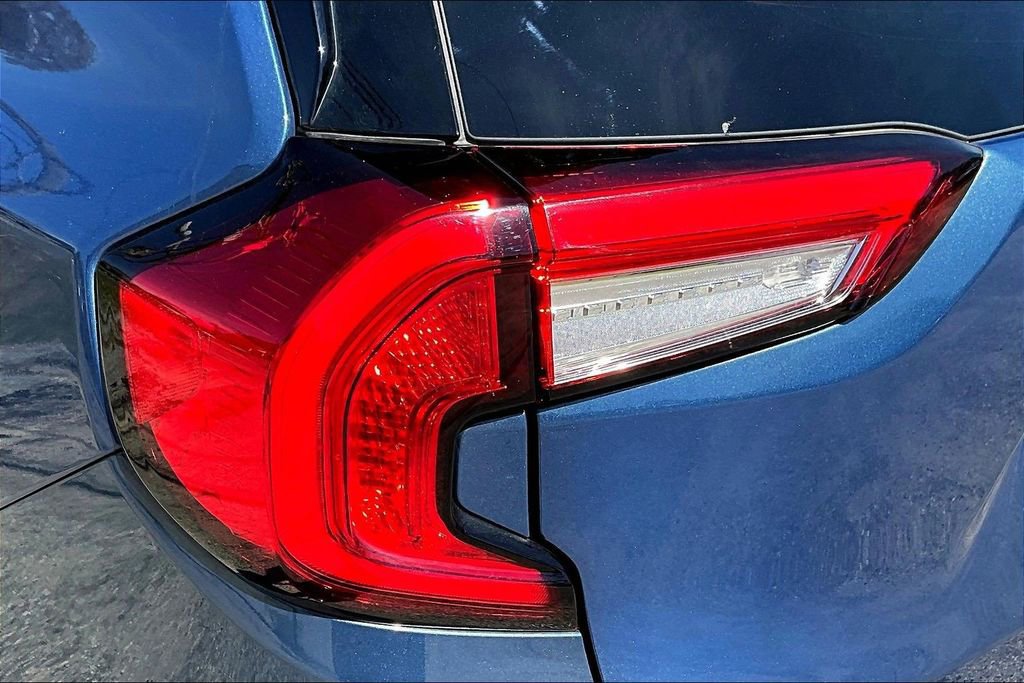 Used 2024 GMC Terrain Denali image 25