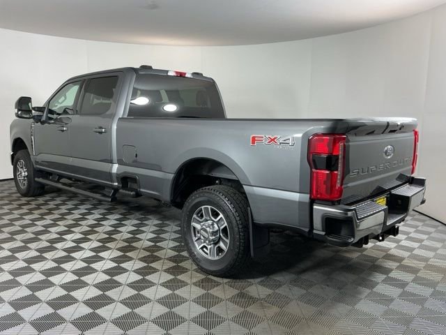 Certified 2025 Ford F350 Lariat w/ FX4 Off-Road Package image 6