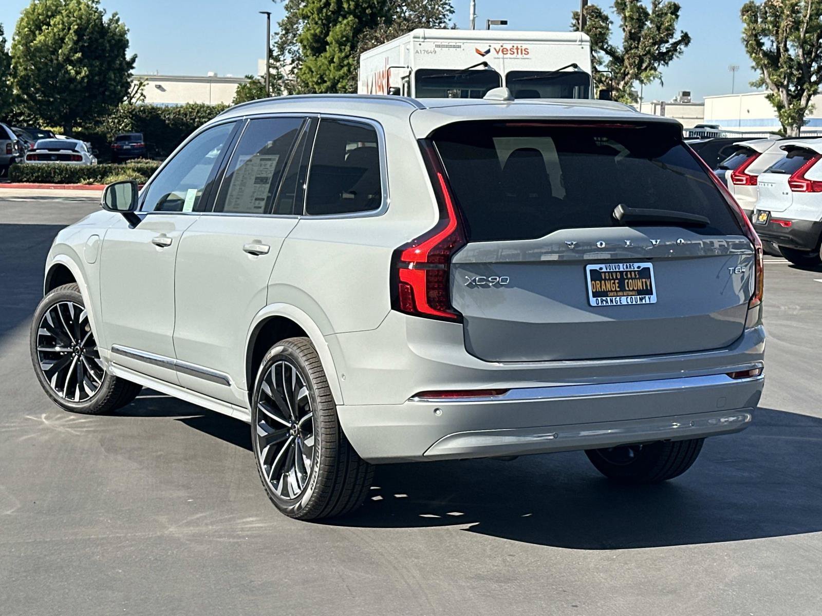 New 2026 Volvo XC90 T8 Plus AWD/4WD image 5