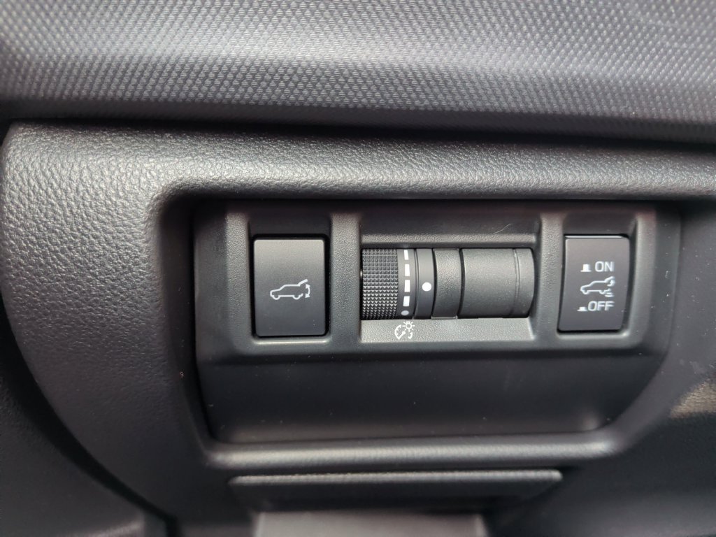 Used 2025 Subaru Forester Touring AWD/4WD image 29