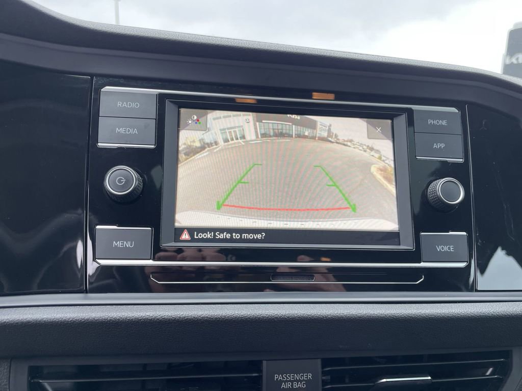 Certified 2021 Volkswagen Jetta SE image 12