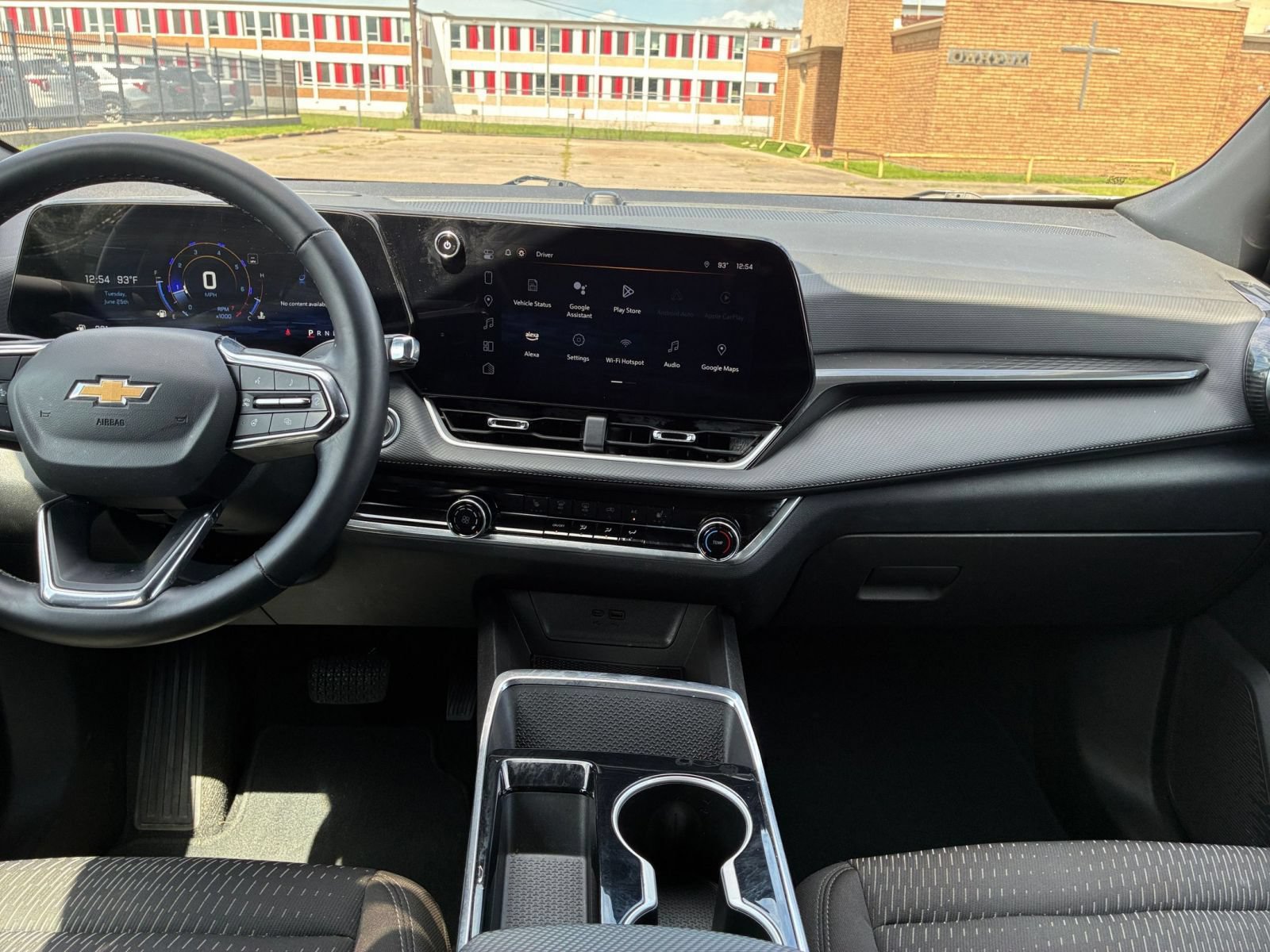 Used 2025 Chevrolet Equinox LT FWD image 14