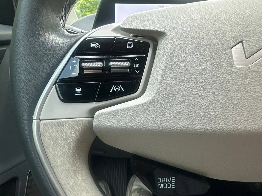 Used 2024 Kia EV6 Wind RWD image 8