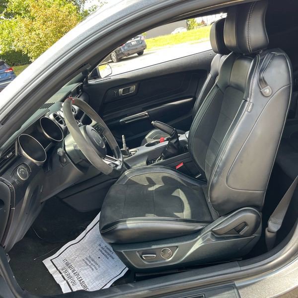 Used 2016 Ford Mustang Shelby GT350 w/ Technology Package RWD image 14