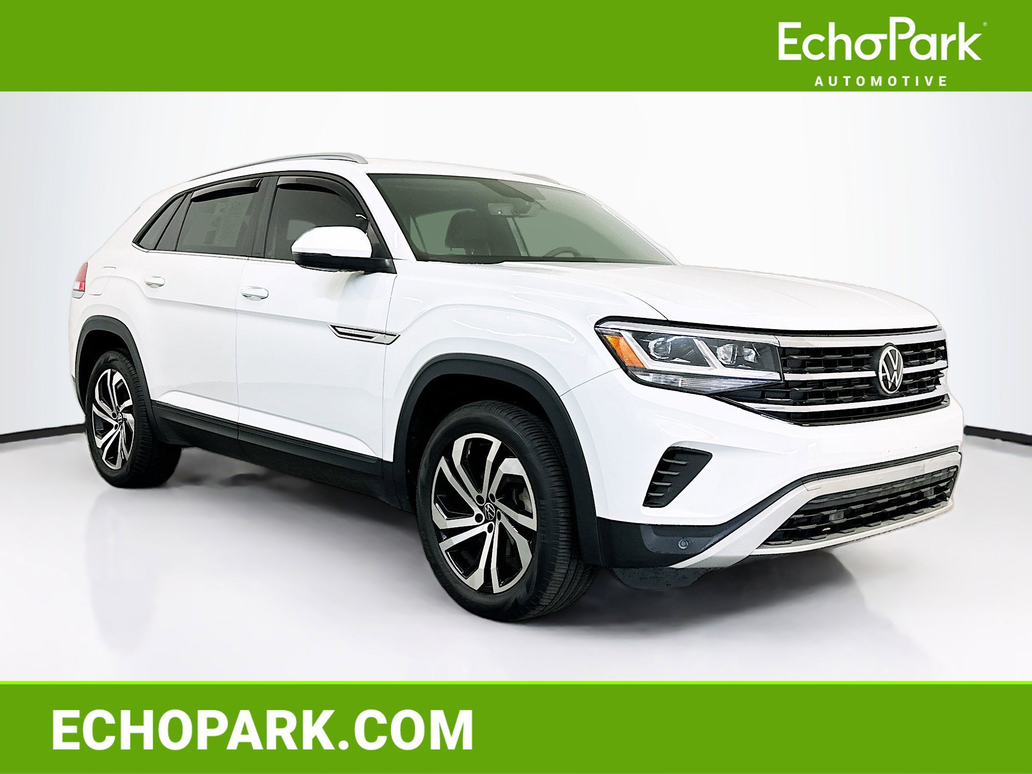 Used 2022 Volkswagen Atlas Cross Sport SE image 1