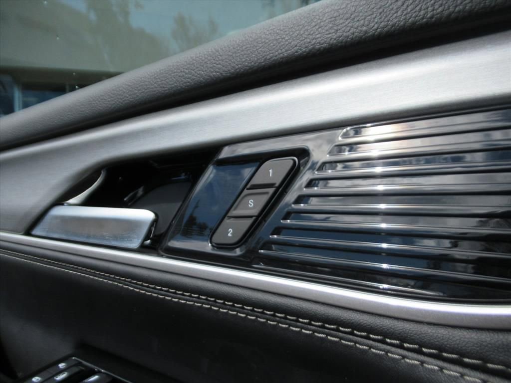 New 2026 Jeep Grand Wagoneer Limited w/ Premium Group II image 30