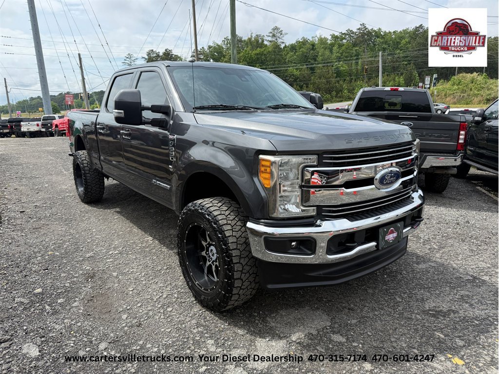 Used 2017 Ford F250 Lariat w/ Lariat Ultimate Package AWD/4WD image 4