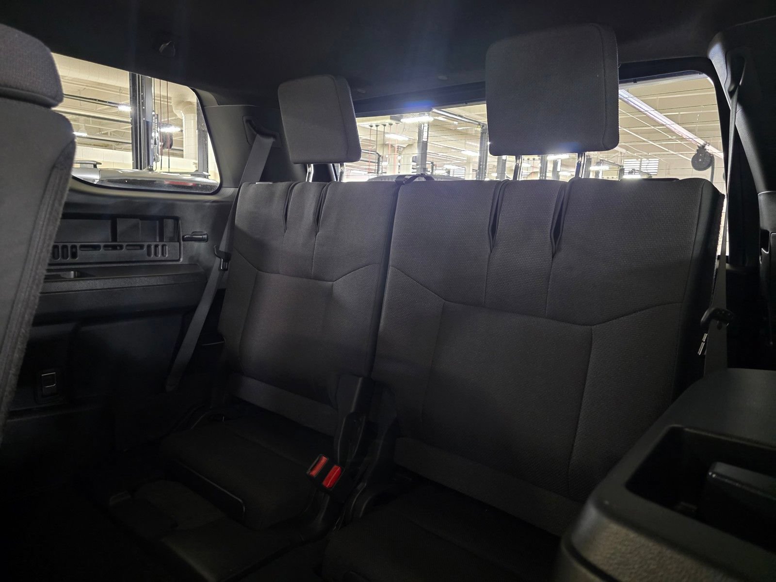 Used 2025 Toyota 4Runner SR5 AWD/4WD image 14