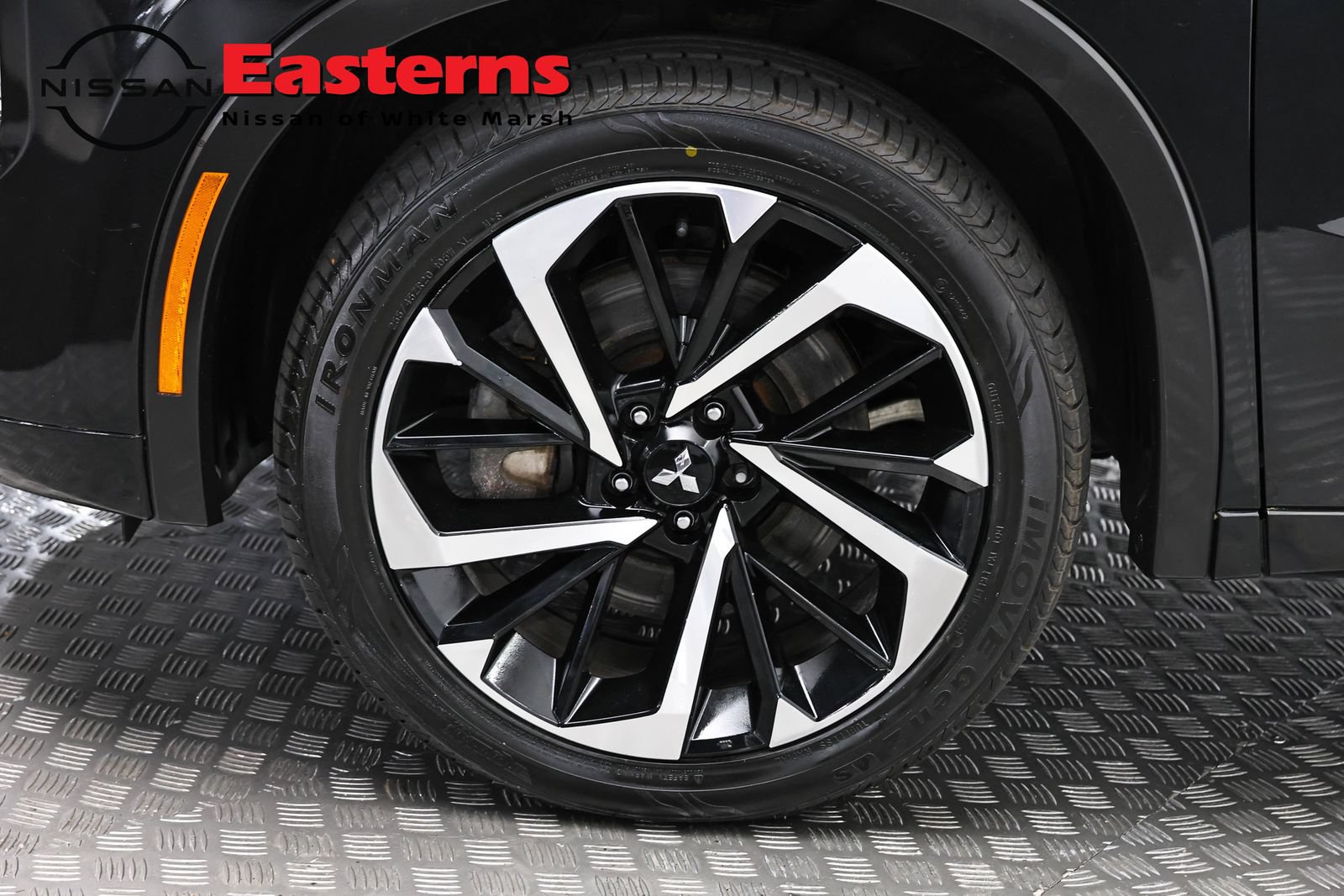 Used 2024 Mitsubishi Outlander SEL AWD/4WD image 33