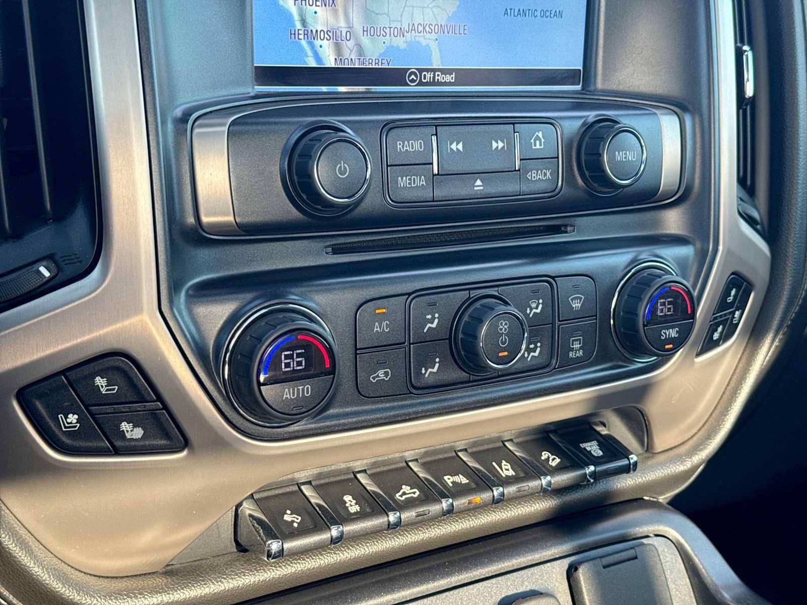 Used 2019 GMC Sierra 2500 Denali AWD/4WD image 28
