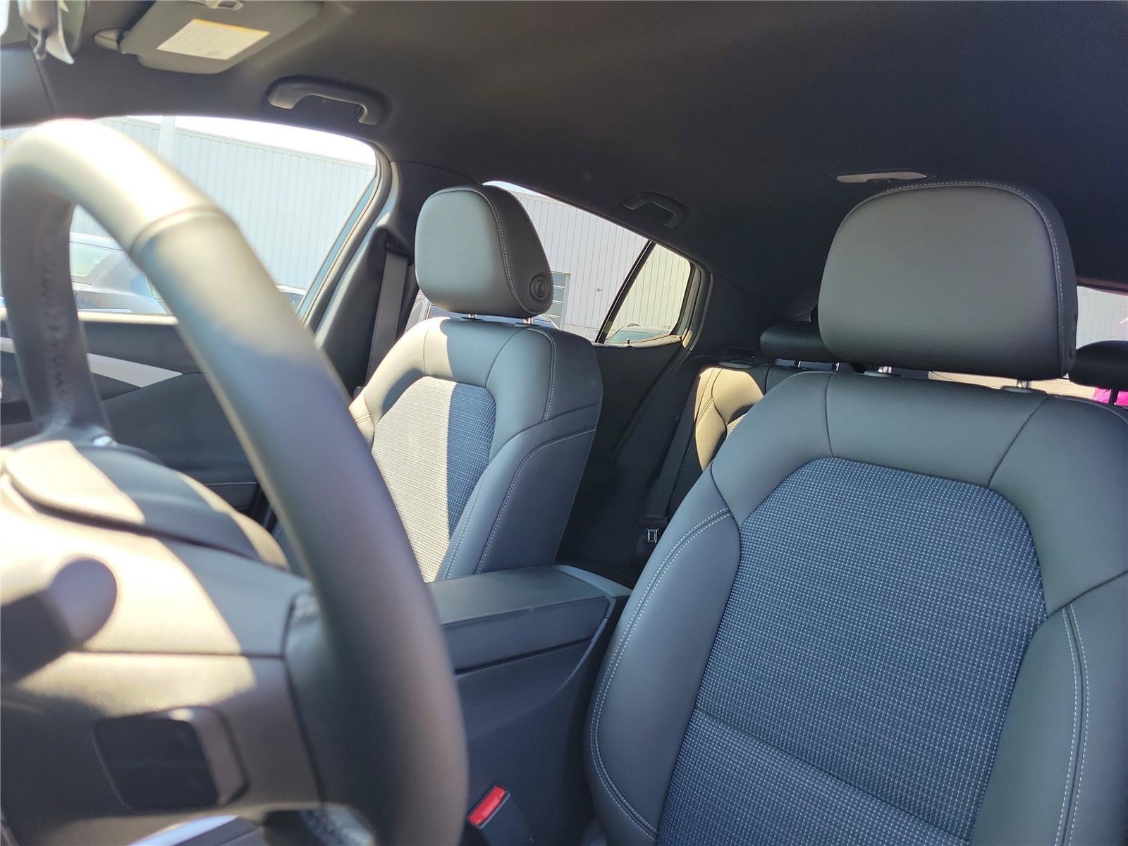 New 2026 Buick Envista Sport Touring w/ Convenience I Package FWD image 16