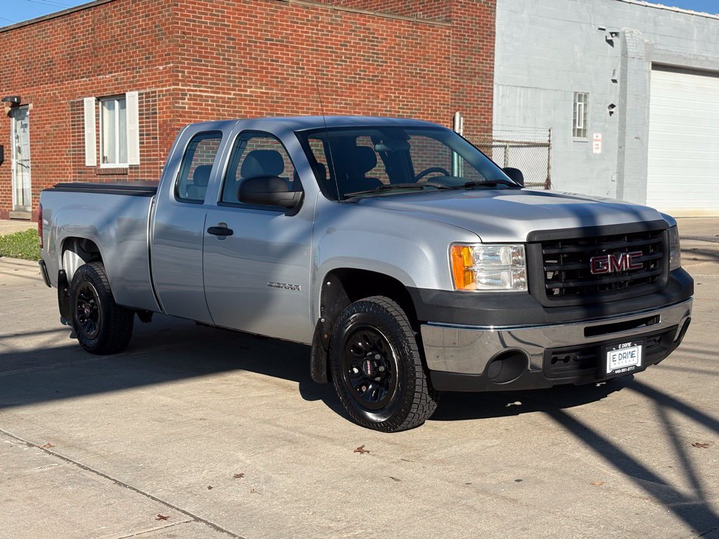 Used 2011 GMC Sierra 1500 W/T RWD image 5