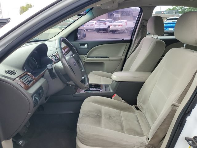 Used 2008 Ford Taurus SEL FWD image 11