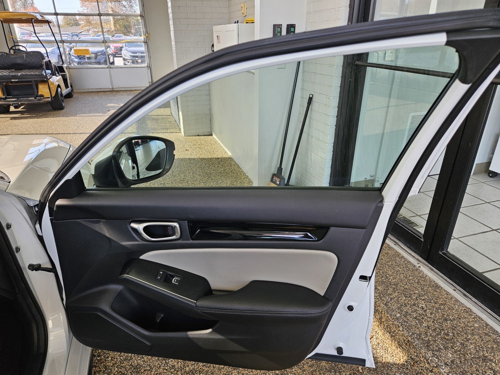 Used 2023 Honda Civic Sport Touring image 15