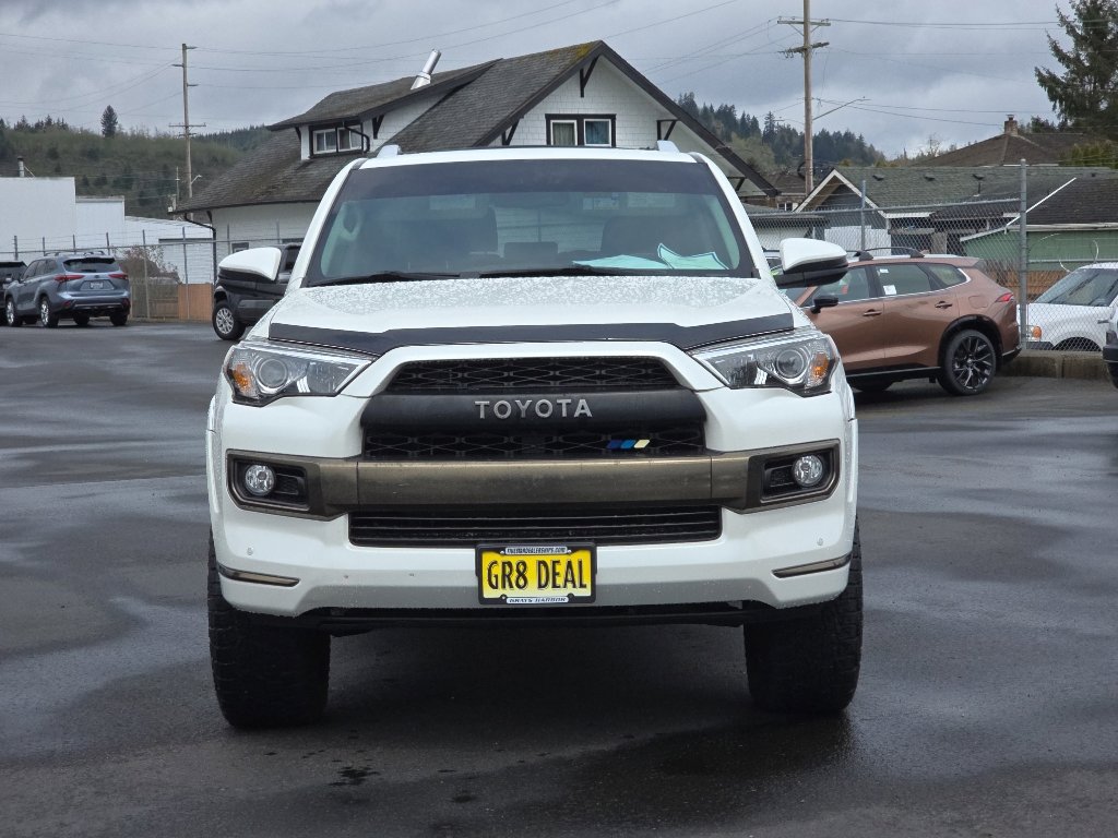 Used 2015 Toyota 4Runner Limited AWD/4WD image 3