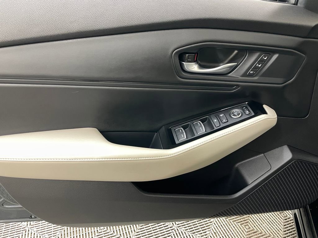 Used 2024 Honda Accord Touring image 26