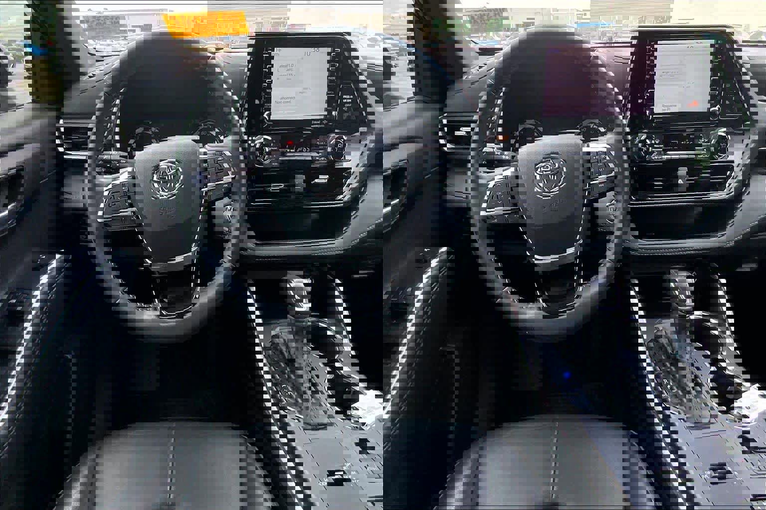 Used 2022 Toyota Highlander XSE image 6