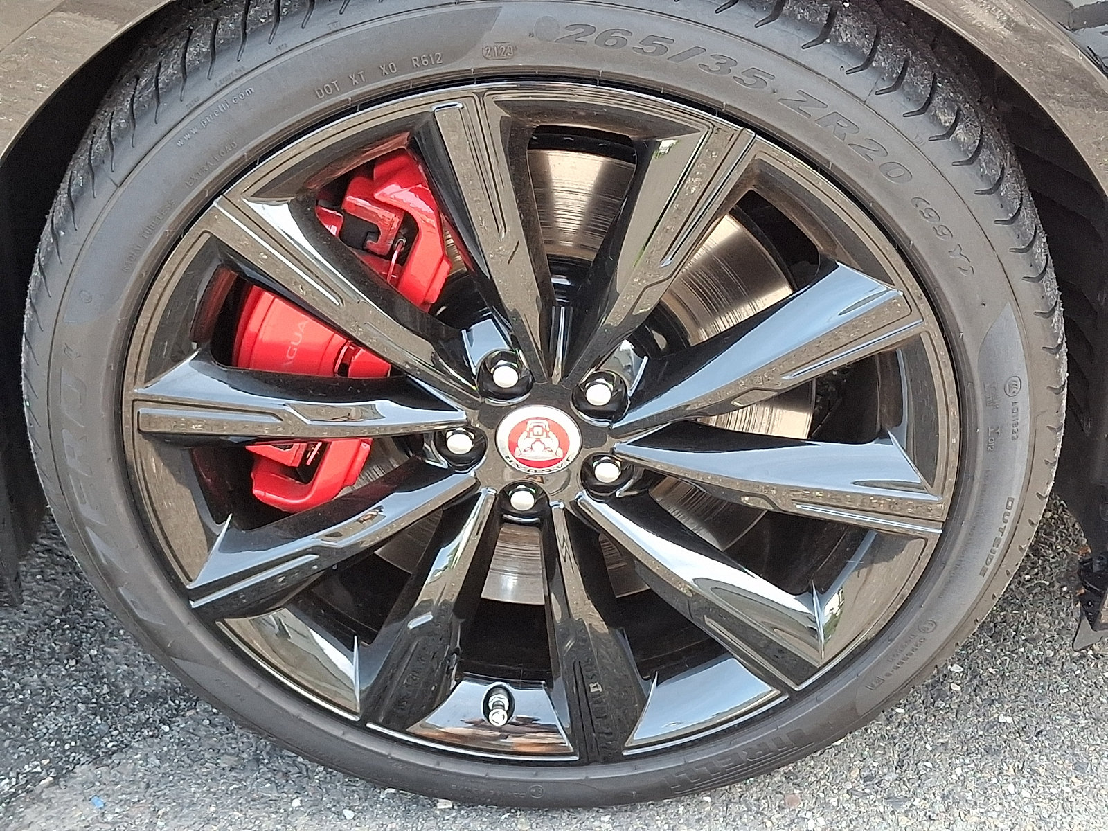 Used 2021 Jaguar F-TYPE R AWD/4WD image 10