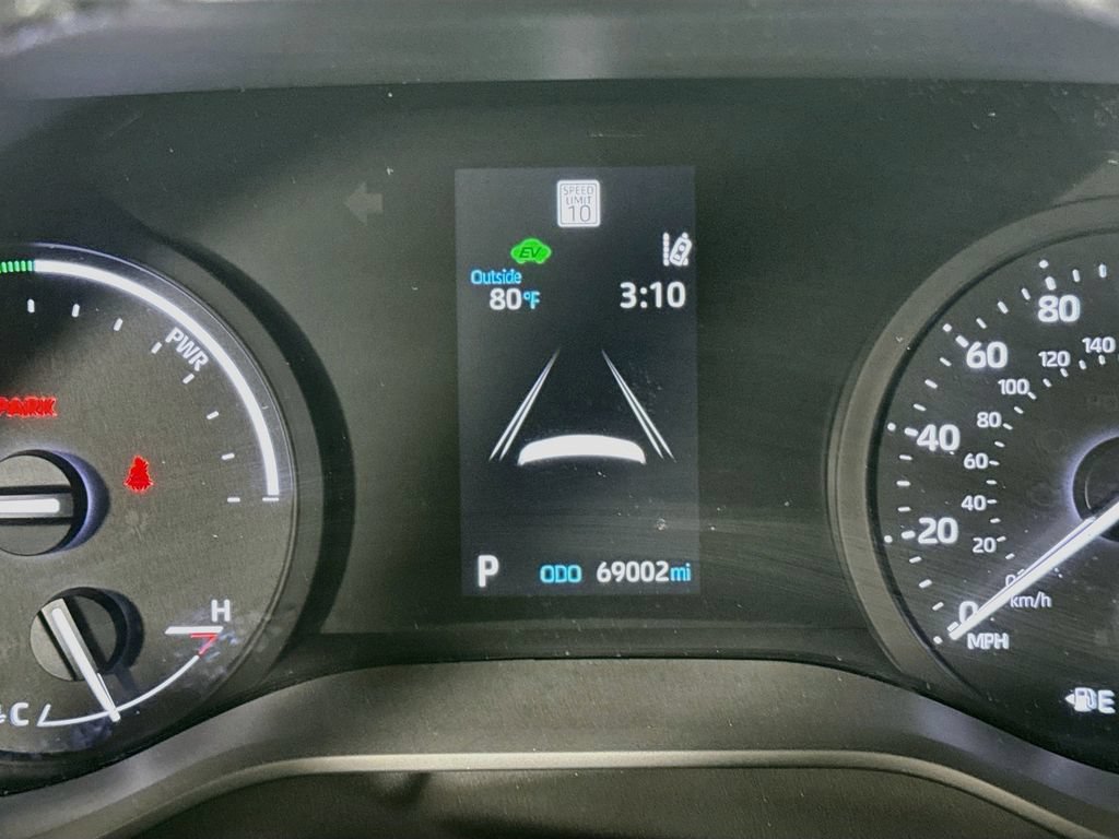 Used 2022 Toyota Sienna XLE FWD image 12