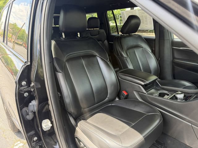 Used 2024 Jeep Grand Cherokee L Limited w/ Black Appearance Package RWD image 36