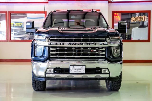 Used 2022 Chevrolet Silverado 3500 LTZ w/ LTZ Plus Package image 9