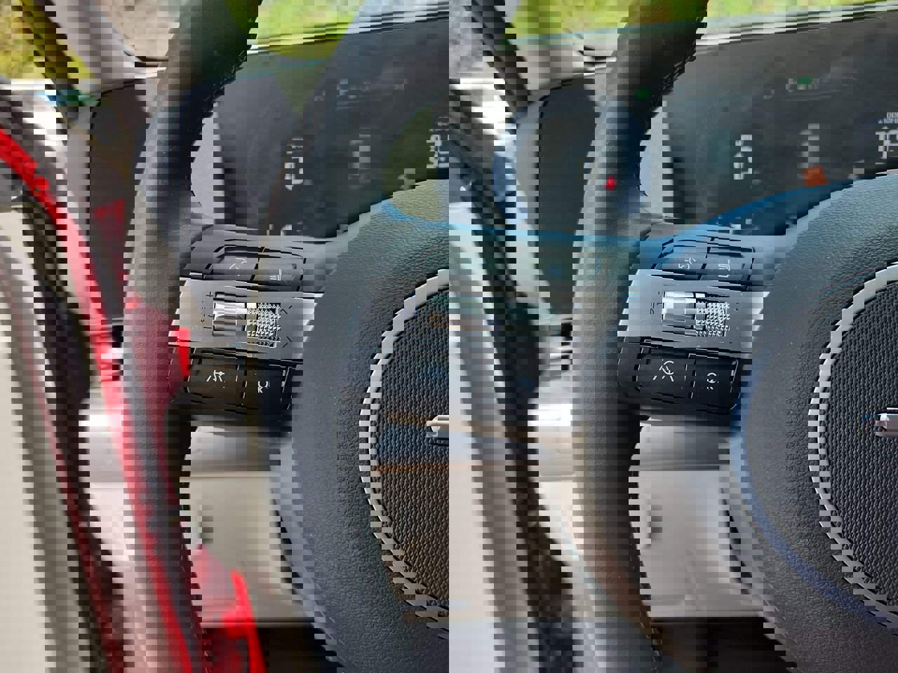 Used 2024 Hyundai Kona SEL image 12