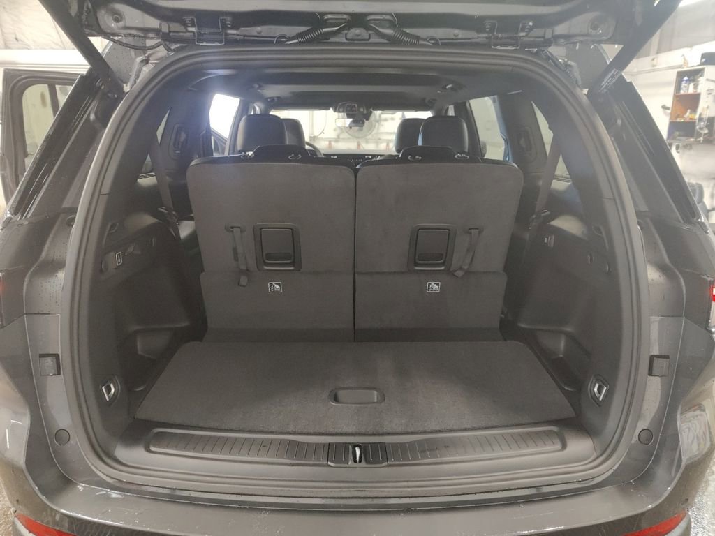 New 2025 Jeep Grand Cherokee L Altitude image 34