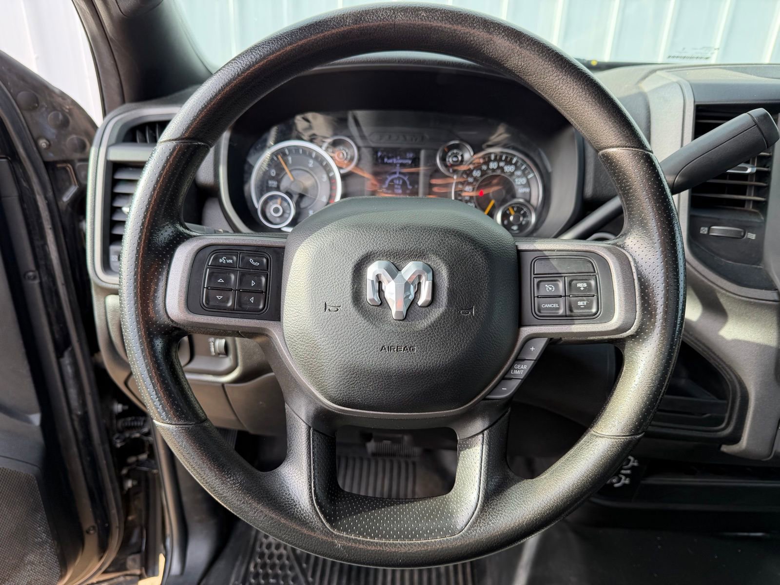 Used 2022 RAM 3500 Tradesman RWD image 13