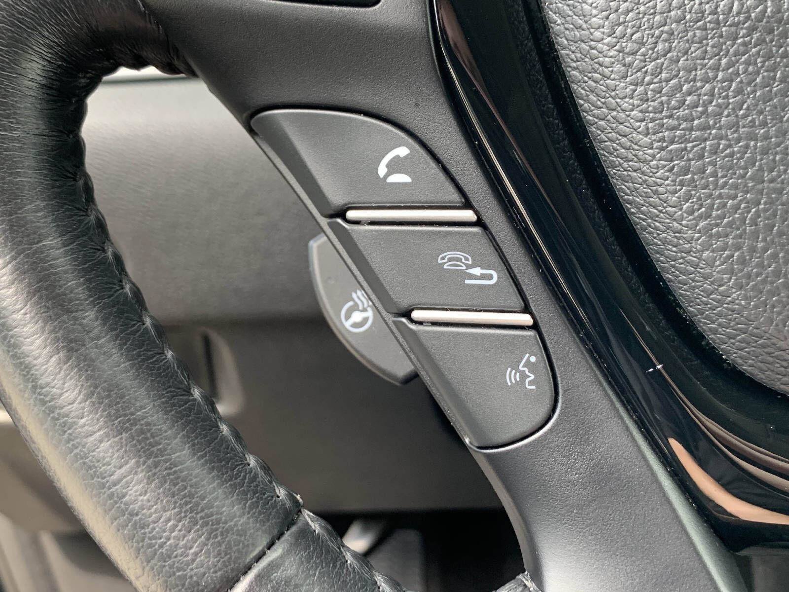 Used 2016 Honda Pilot Elite image 18